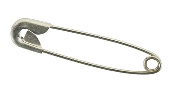 Стальная булавка