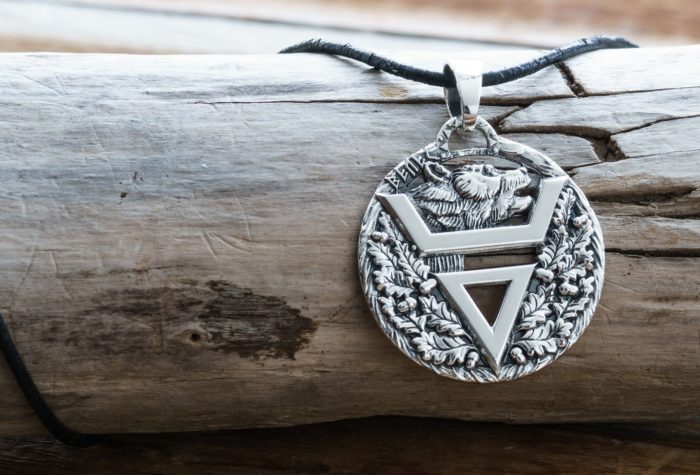 Велесов оберег