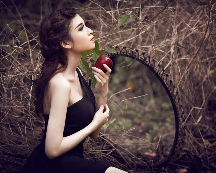 beautiful black dress girl hands apple 1280x1024