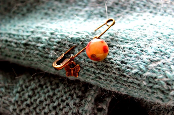 Декоративная булавка