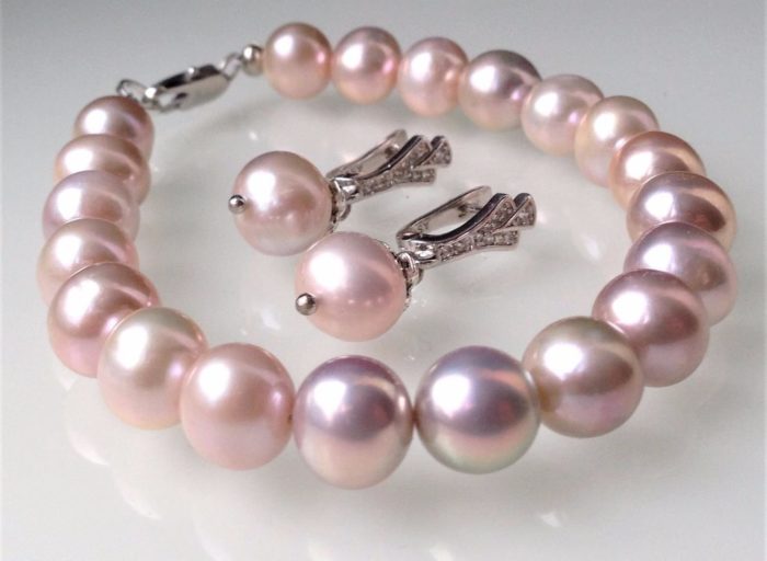 Розовый жемчуг